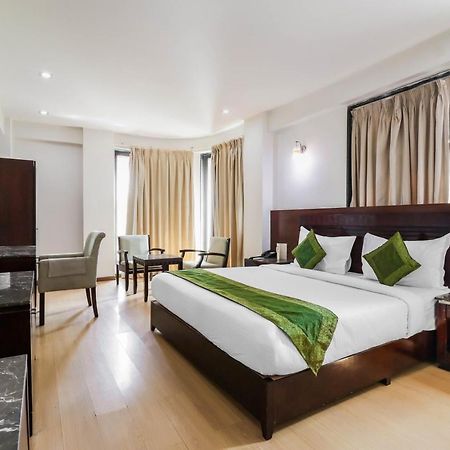 Treebo Trend Hotel Parker Ahmadabad Zewnętrze zdjęcie