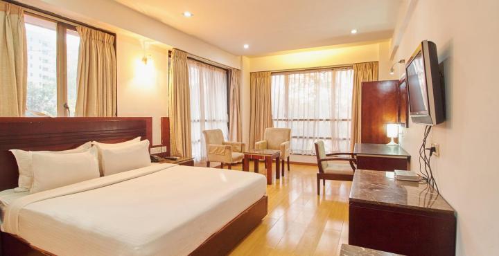 Treebo Trend Hotel Parker Ahmadabad Zewnętrze zdjęcie