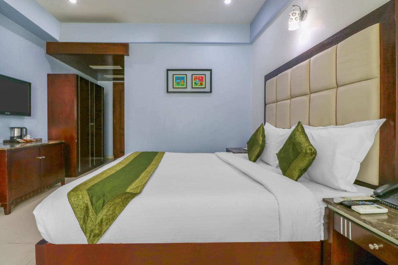 Treebo Trend Hotel Parker Ahmadabad Zewnętrze zdjęcie